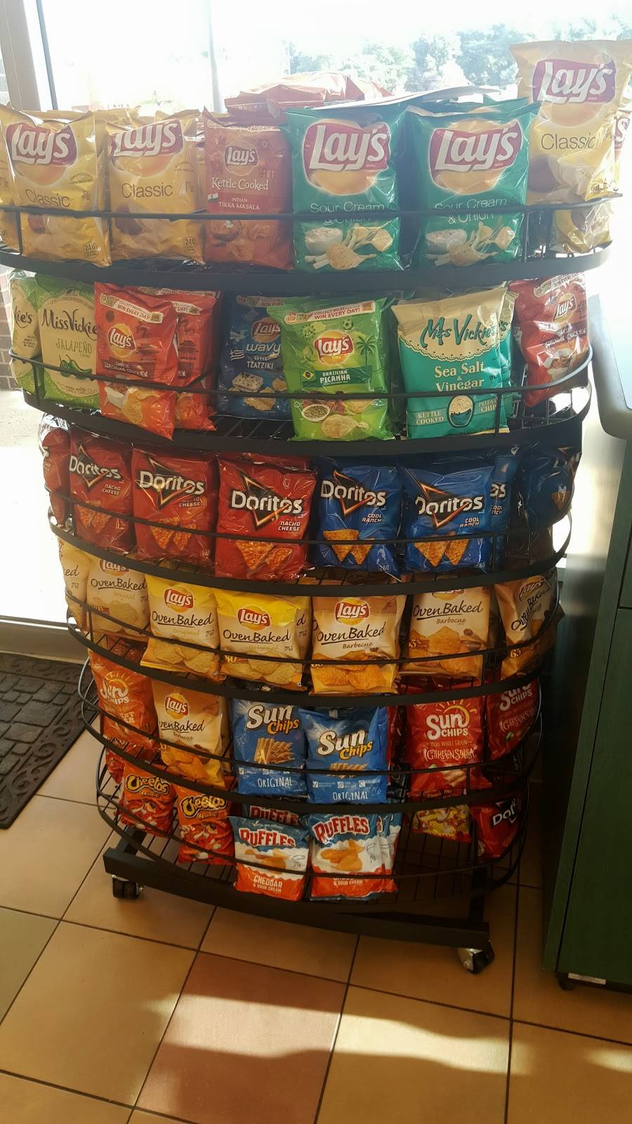 Subway Restaurants | restaurant | 1023 Roselle Rd, Schaumburg, IL 60193, USA | 8479239874 OR +1 847-923-9874