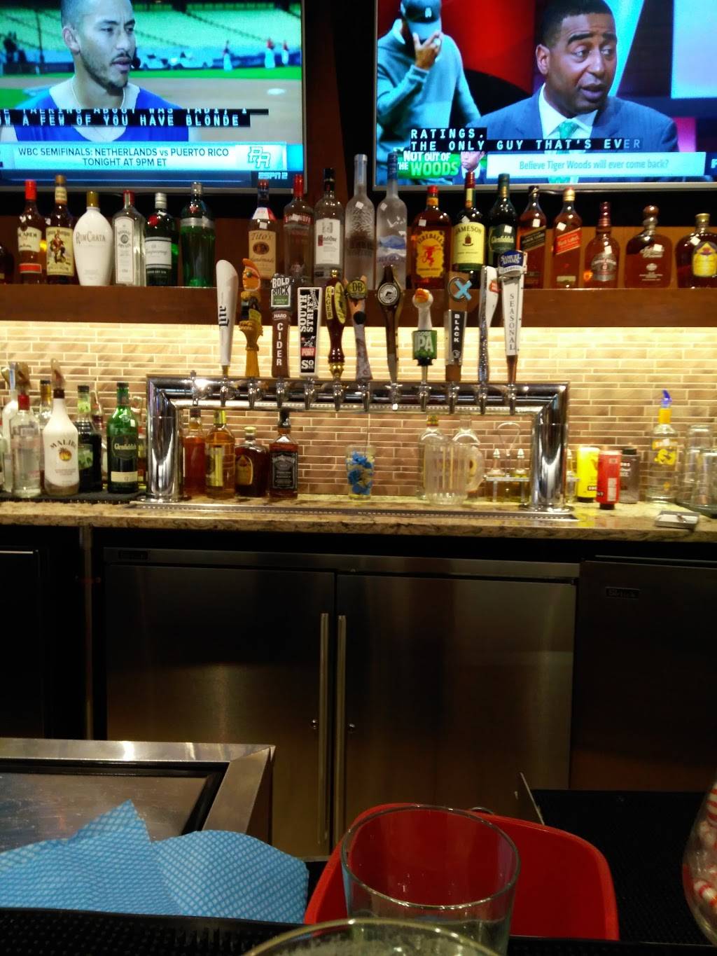 Potbelly Sandwich Shop | restaurant | Dulles Intl Airport Terminal B Space BM660, Dulles, VA 20166, USA | 7035726369 OR +1 703-572-6369