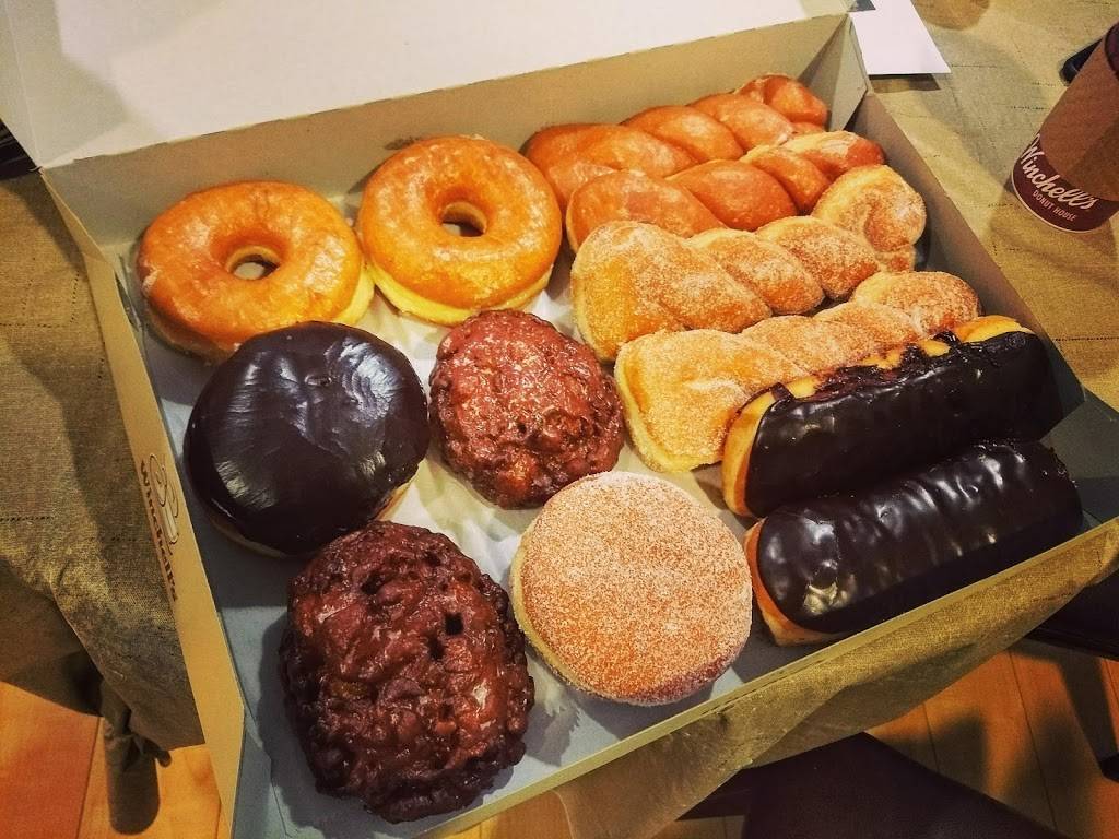 Winchells Donut House | cafe | 18881 Colima Rd, Rowland Heights, CA 91748, USA | 6269137545 OR +1 626-913-7545