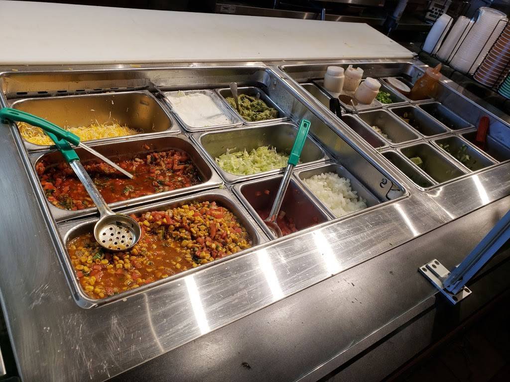 Moes Southwest Grill | restaurant | 4403 Roosevelt Blvd, Jacksonville, FL 32210, USA | 9043895299 OR +1 904-389-5299