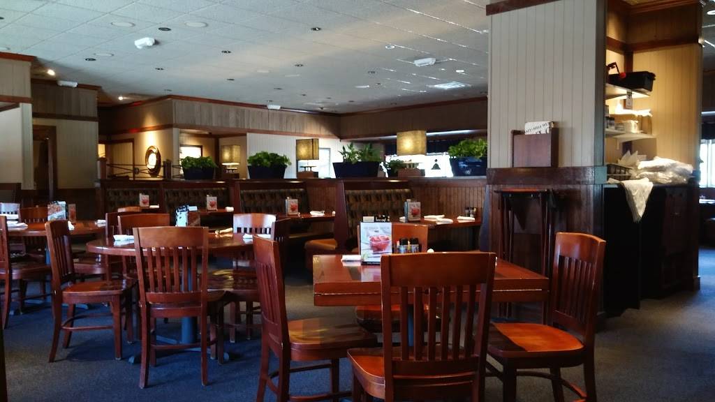 Red Lobster | restaurant | 2565 Capital Ave SW, Battle Creek, MI 49015, USA | 2699681448 OR +1 269-968-1448