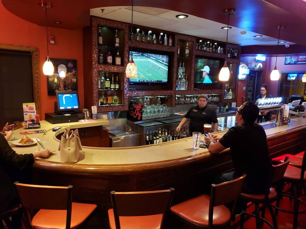 Applebees Grill + Bar | restaurant | 2515 W Florida Ave, Hemet, CA 92545, USA | 9517912506 OR +1 951-791-2506