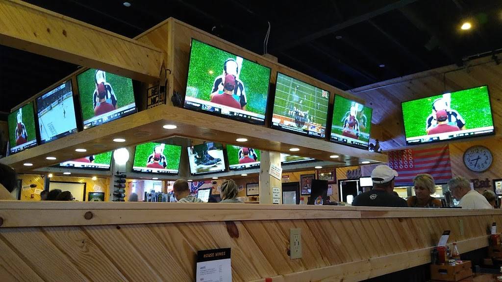 Roosters | restaurant | 7110 Sawmill Rd, Columbus, OH 43235, USA | 3802046170 OR +1 380-204-6170