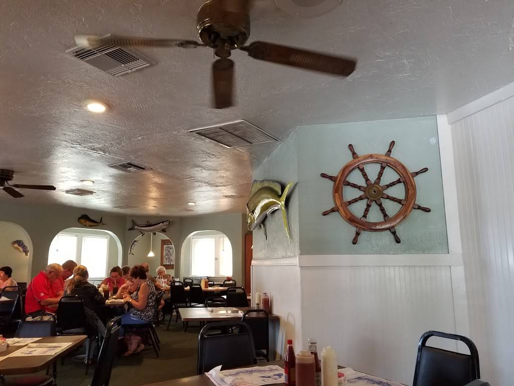 Cedar River Seafood | restaurant | 4010, 8609 US-441, Leesburg, FL 34788, USA | 3527283377 OR +1 352-728-3377