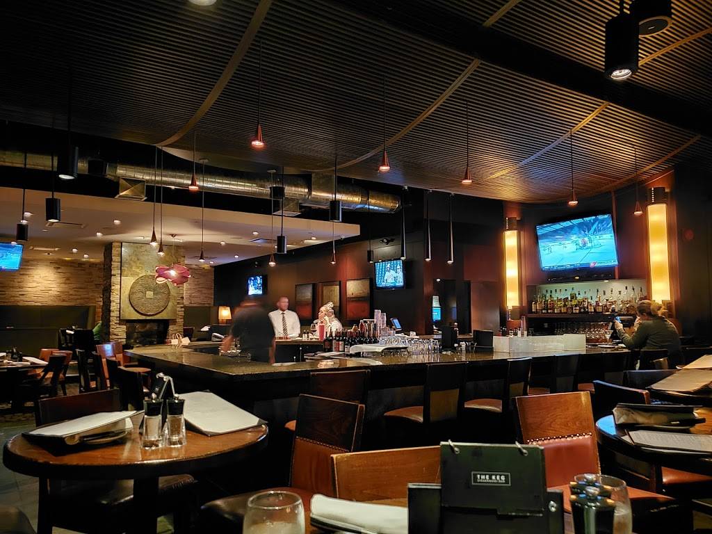 The Keg Steakhouse + Bar - Leslie Street | restaurant | 1977 Leslie St, North York, ON M3B 2M3, Canada | 4164461045 OR +1 416-446-1045