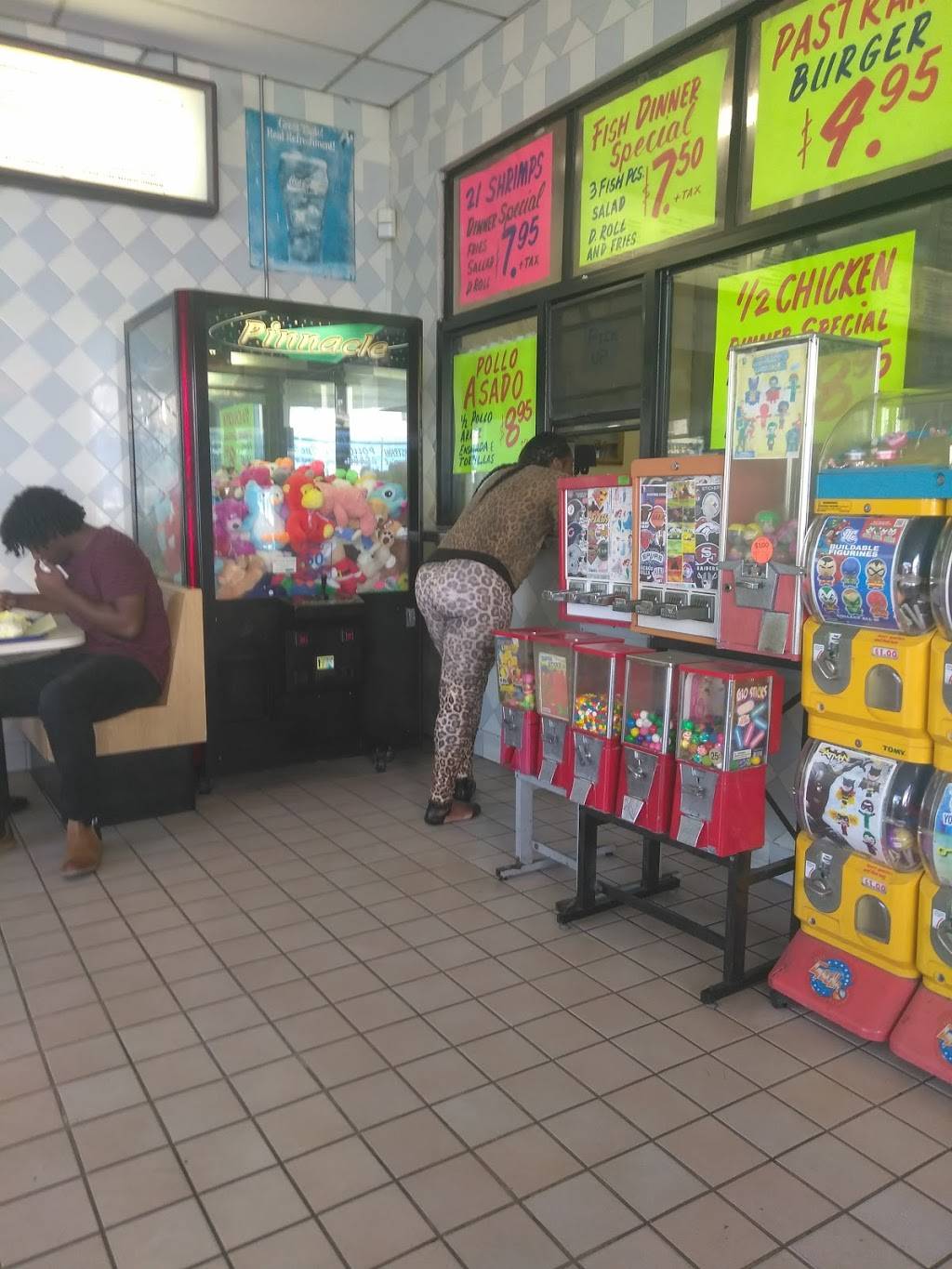 Tams Burgers | restaurant | 4701 S Broadway, Los Angeles, CA 90037, USA | 3232310185 OR +1 323-231-0185