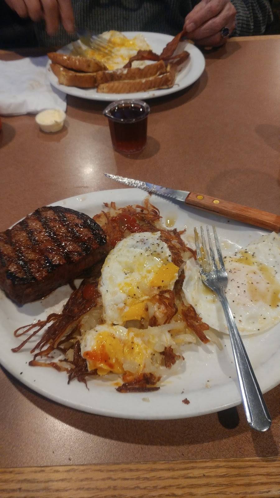 A J Hideaway Bar & Grill | restaurant | 5048 River Rd N, Keizer, OR 97303, USA | 5033931250 OR +1 503-393-1250