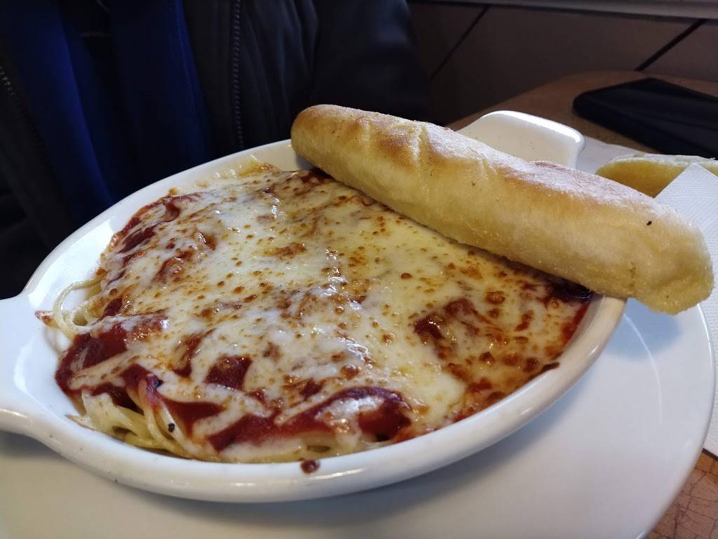 Fazolis | restaurant | 2009 N Eastman Rd, Kingsport, TN 37660, USA | 4232468221 OR +1 423-246-8221