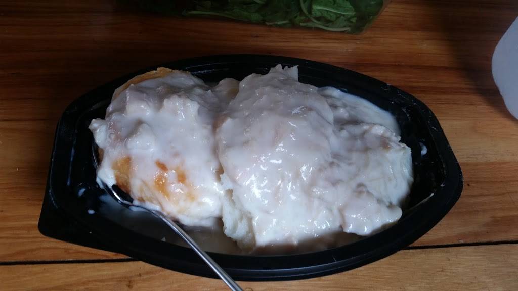 Cubby Hole Bar & Grill | restaurant | 1570 Elizabeth St, Green Bay, WI 54302, USA | 9204377078 OR +1 920-437-7078