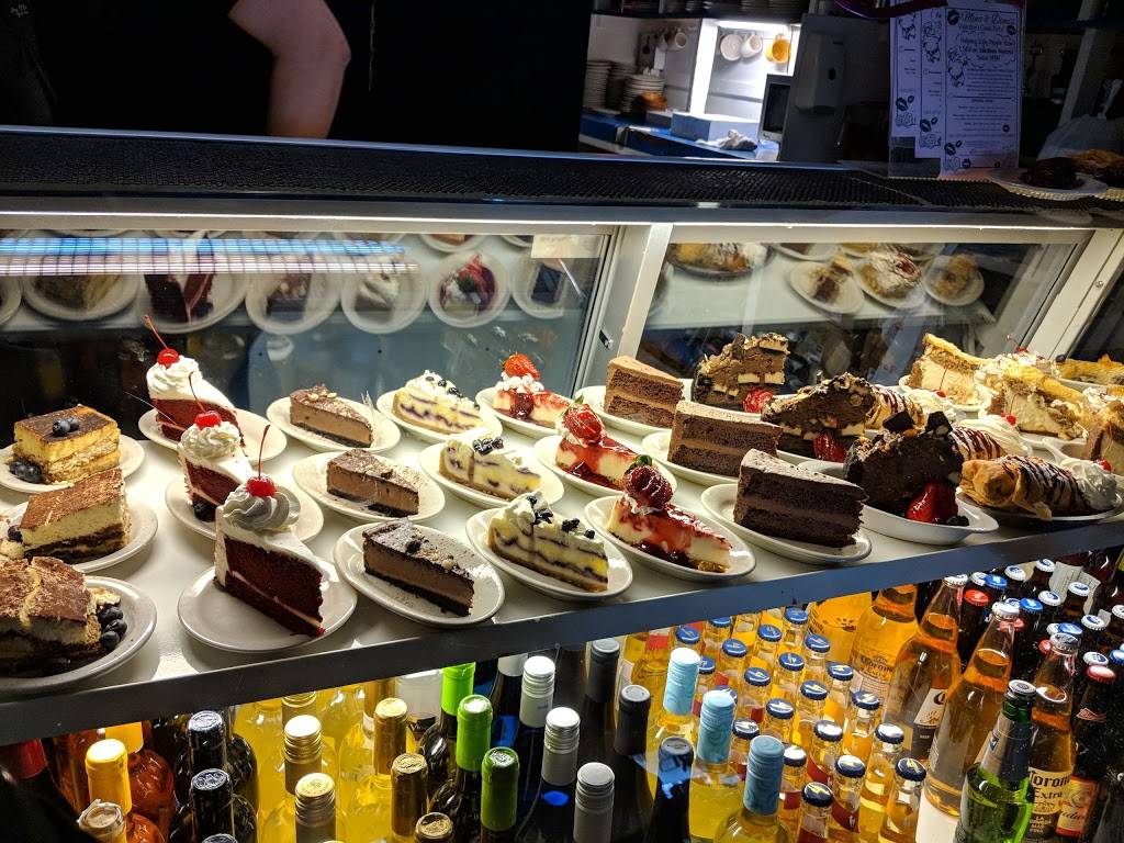 Mina & Dimis Greek House | restaurant | 7159 W US Hwy 90, San Antonio, TX 78227, USA | 2106743464 OR +1 210-674-3464