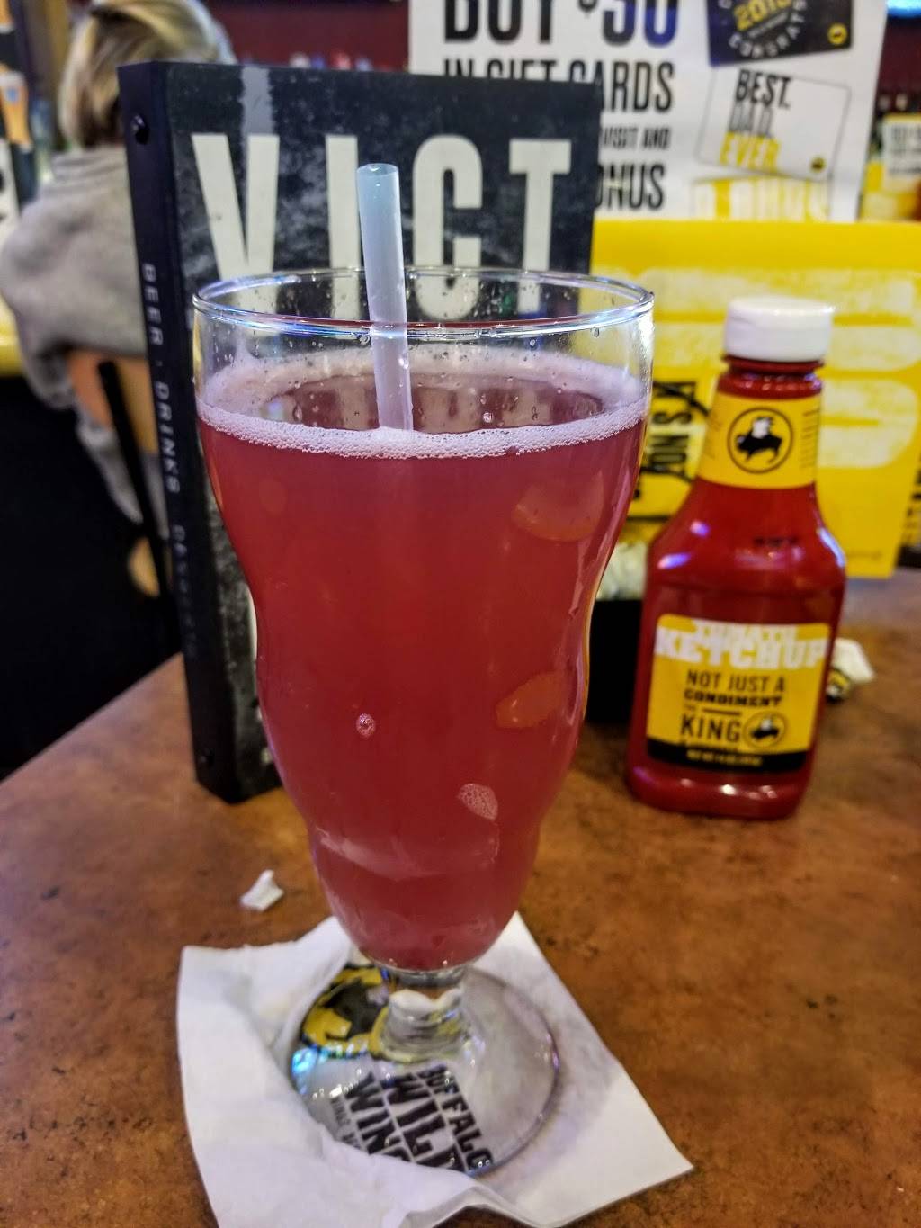 Buffalo Wild Wings | restaurant | 180 NJ-35, Eatontown, NJ 07724, USA | 7325429464 OR +1 732-542-9464