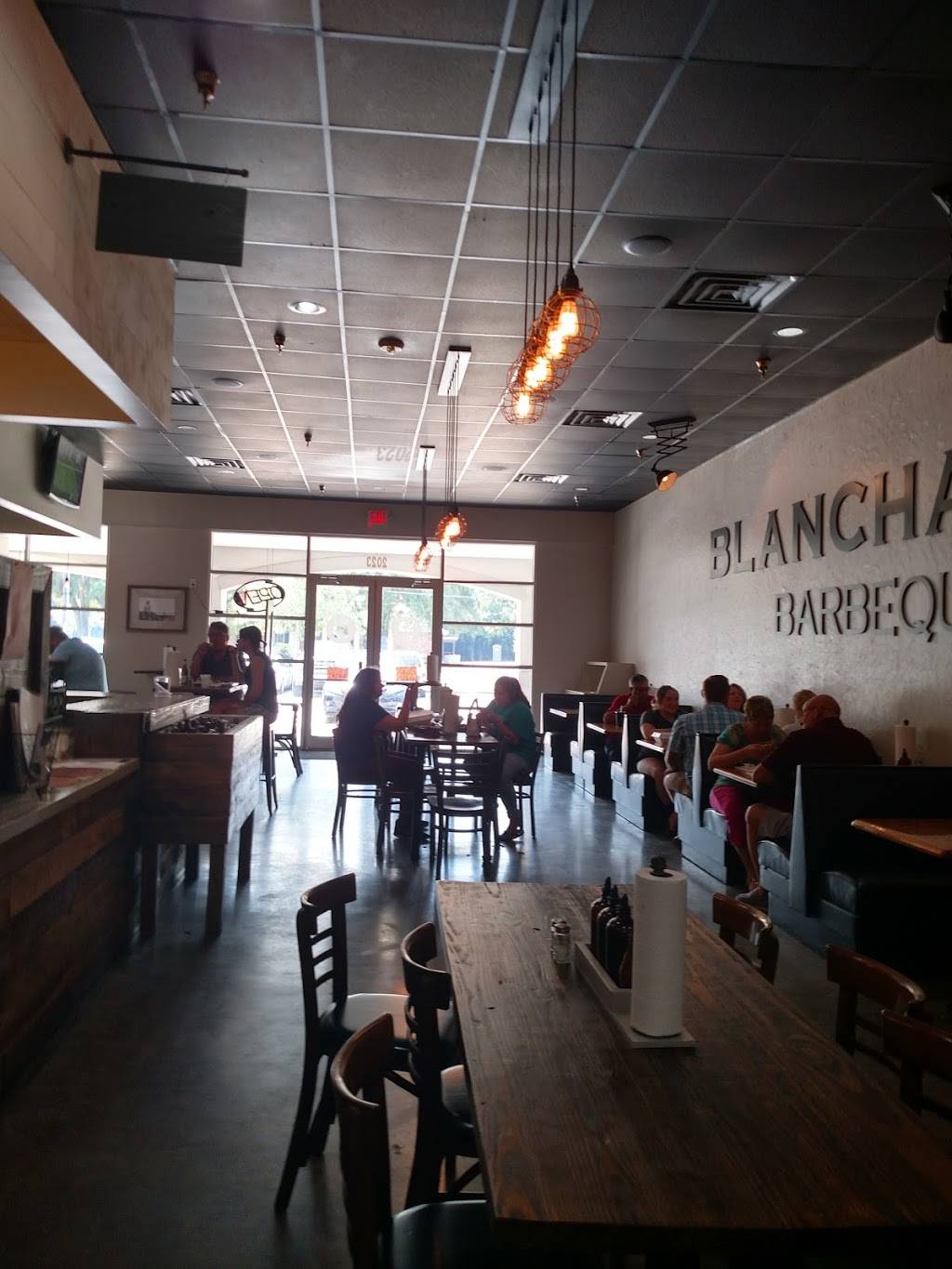 Blanchards Barbeque | restaurant | 2023 W Pinhook Rd, Lafayette, LA 70508, USA | 3373221674 OR +1 337-322-1674