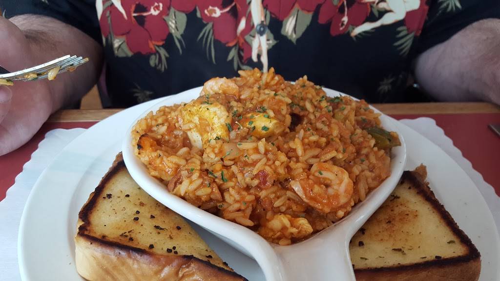 Patty Joes Restaurant | restaurant | 3029 E Cumberland Rd, Bluefield, WV 24701, USA | 3048004582 OR +1 304-800-4582