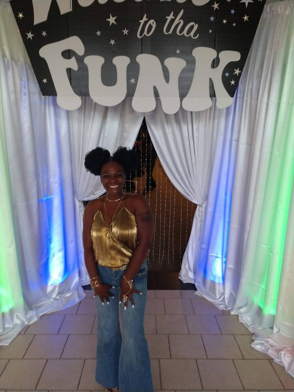 Flame Catering & Banquet Center | restaurant | 2301 Neuse Blvd, New Bern, NC 28560, USA | 2526331193 OR +1 252-633-1193