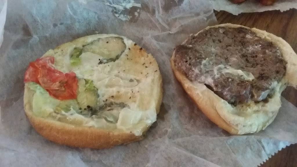 Chow Wagon | restaurant | 241 W Main St, Henderson, TN 38340, USA | 7319897569 OR +1 731-989-7569