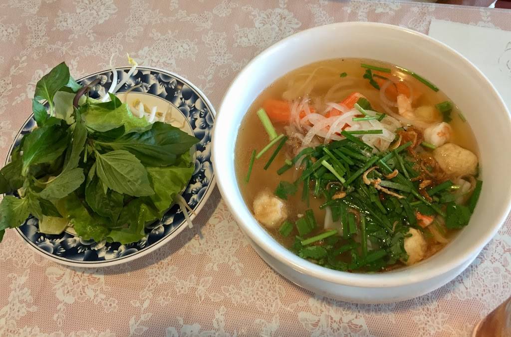 Pho Quynh Restaurant | restaurant | 4900 Central Ave, Charlotte, NC 28205, USA | 9802019124 OR +1 980-201-9124