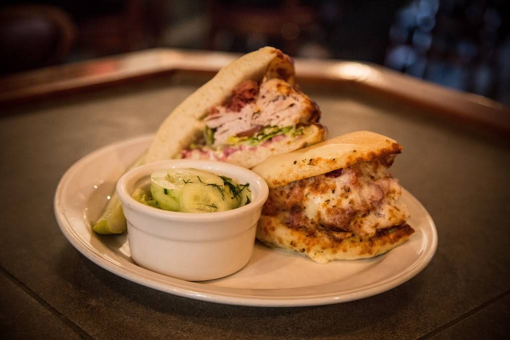 Lennies and the Bloomington Brewing Co. Brewpub | restaurant | 1795 E 10th St, Bloomington, IN 47408, USA | 8123232112 OR +1 812-323-2112