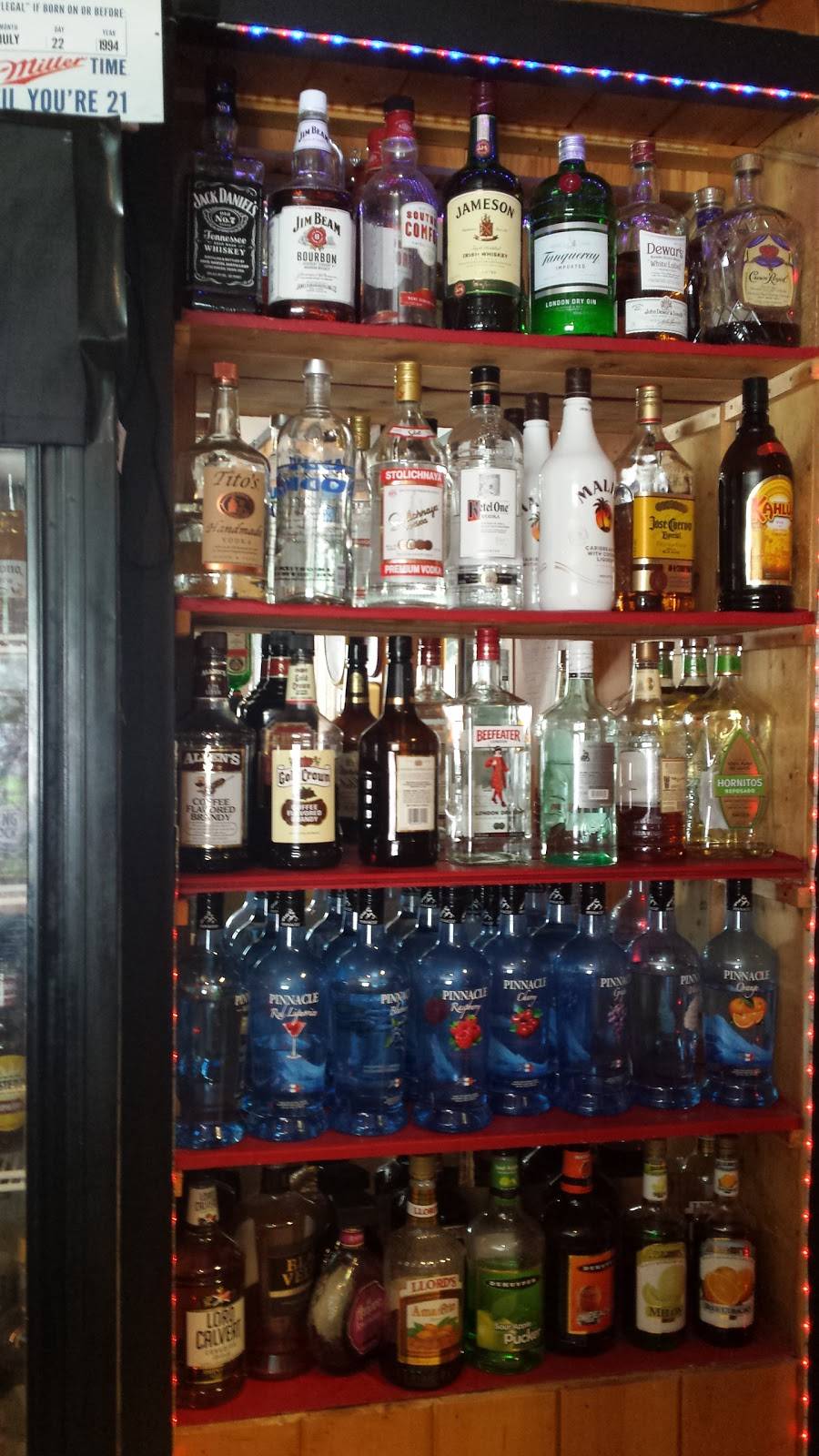 Little Joes Bar & Grill | restaurant | 740 Sabattus St, Lewiston, ME 04240, USA | 2077838361 OR +1 207-783-8361