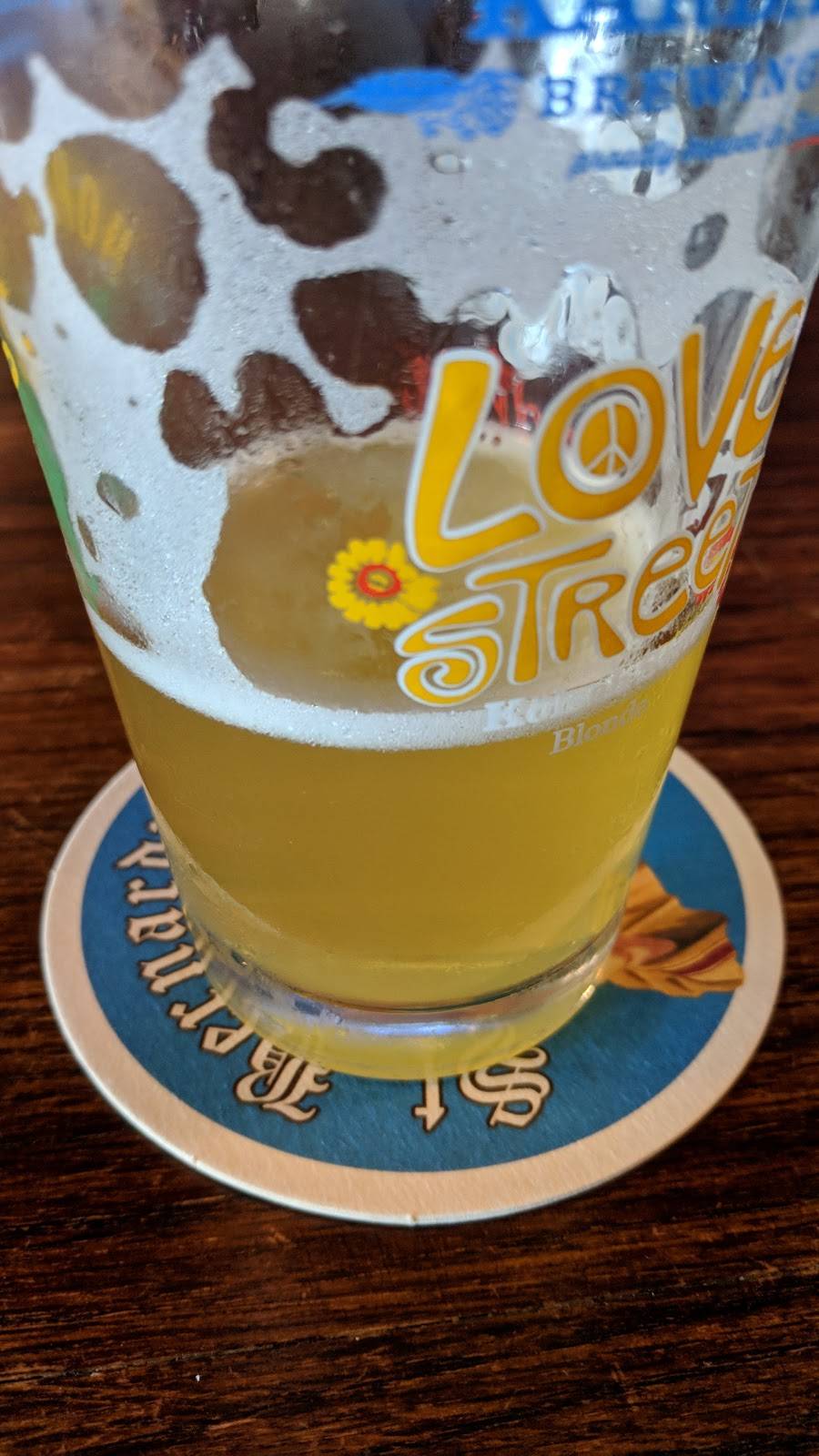 Pizza Lounge | restaurant | 10555 Pearland Pkwy j, Houston, TX 77089, USA | 7133802899 OR +1 713-380-2899