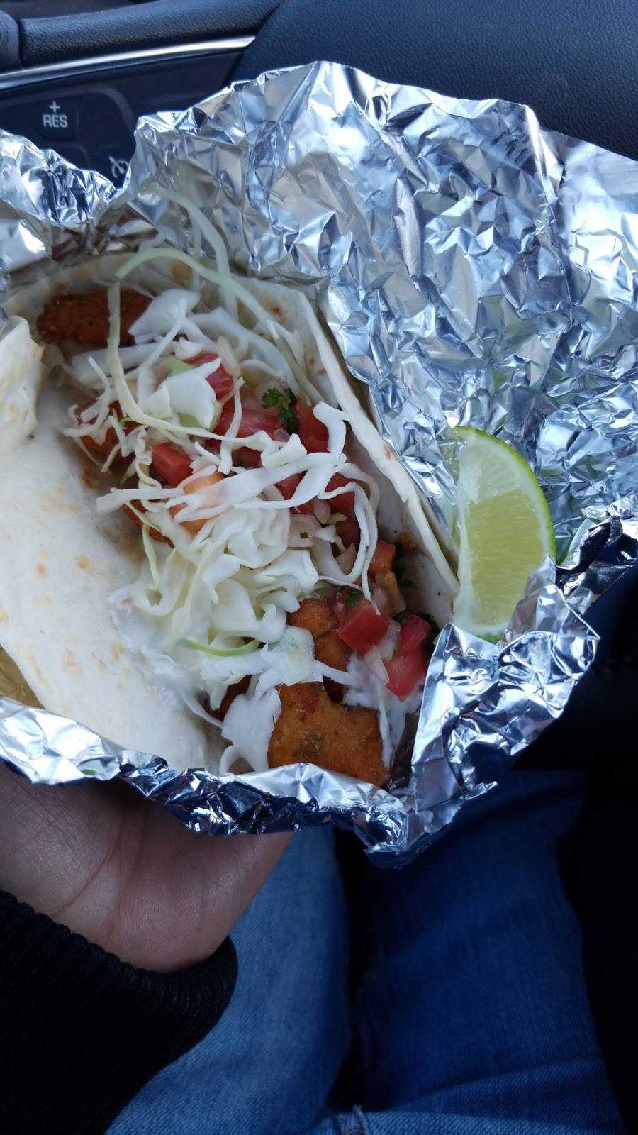 Del Taco | meal takeaway | 8471 W Sahara Ave, Las Vegas, NV 89117, USA | 7022408450 OR +1 702-240-8450