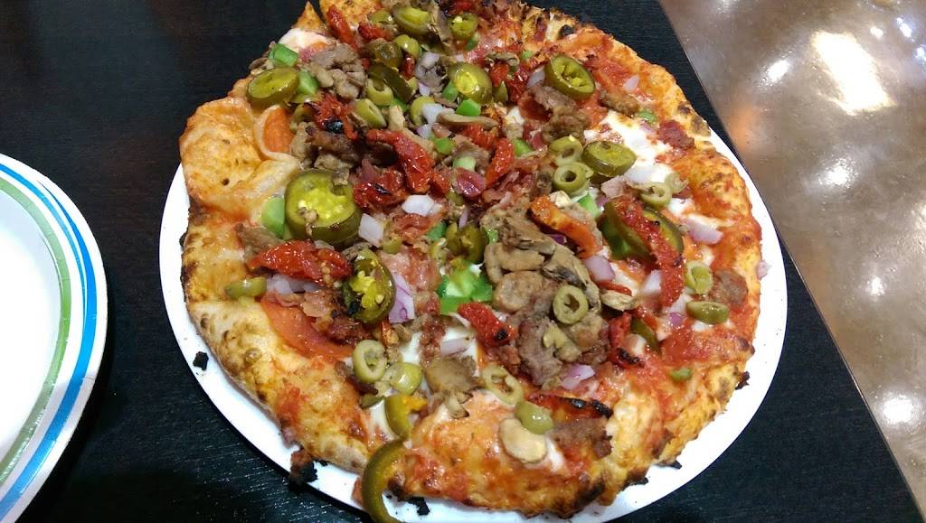 1000 Degrees Pizza Salad Wings | restaurant | 5414, 968 W Mitchell Hammock Rd #1100, Oviedo, FL 32765, USA | 4075425330 OR +1 407-542-5330