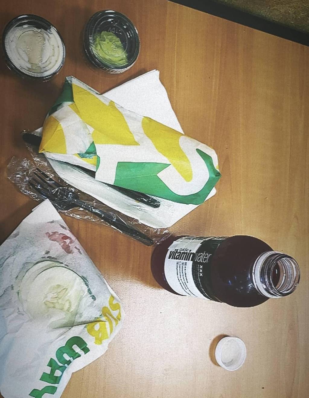 Subway | meal takeaway | 12121 Northup Way #215, Bellevue, WA 98005, USA | 4258699803 OR +1 425-869-9803