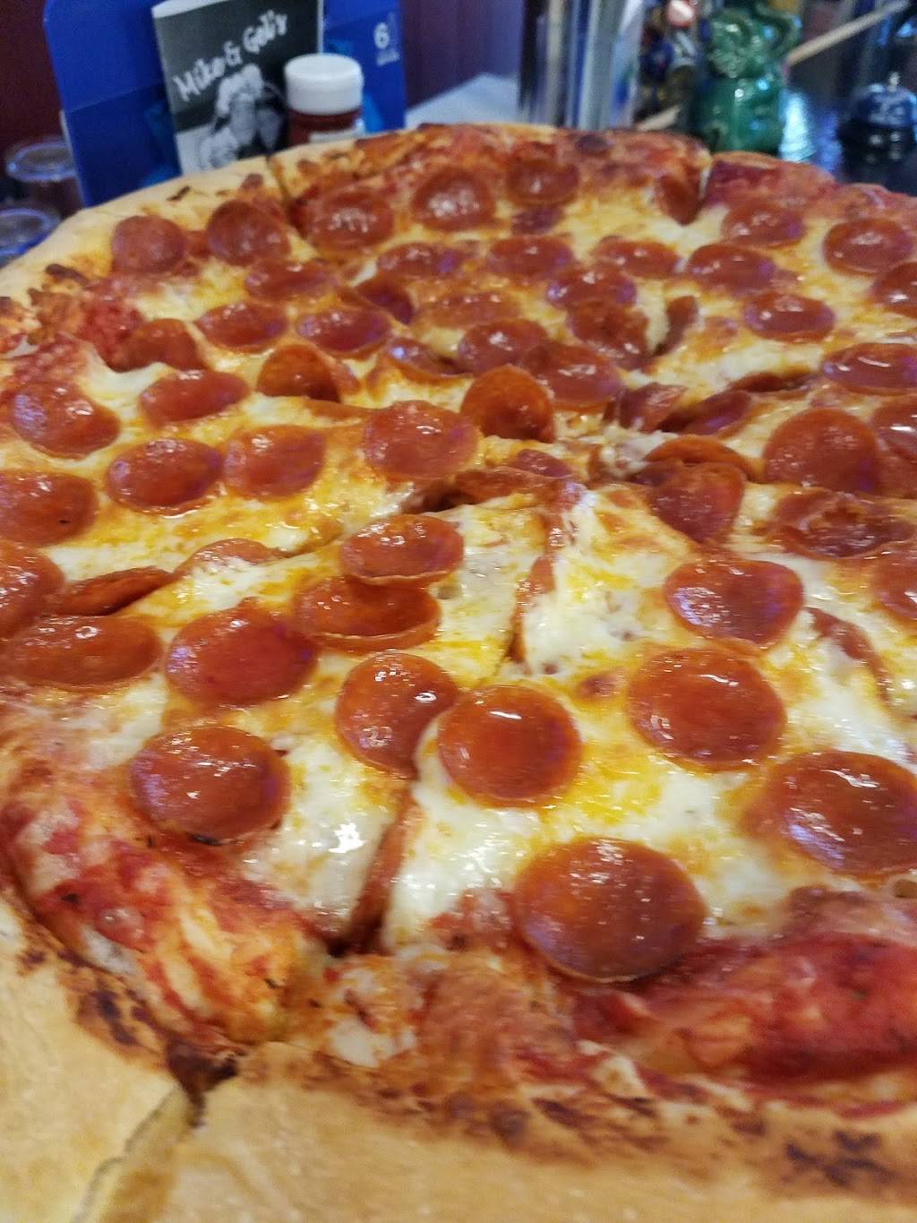Mike and Gels Pizza | restaurant | 3003 W Shore Rd, Warwick, RI 02886, USA | 4017374445 OR +1 401-737-4445