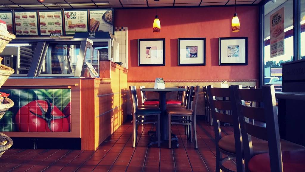 Subway Restaurants | restaurant | Cypress Landing S/C, 3040 FM 1960 #152, Houston, TX 77073, USA | 2819191512 OR +1 281-919-1512