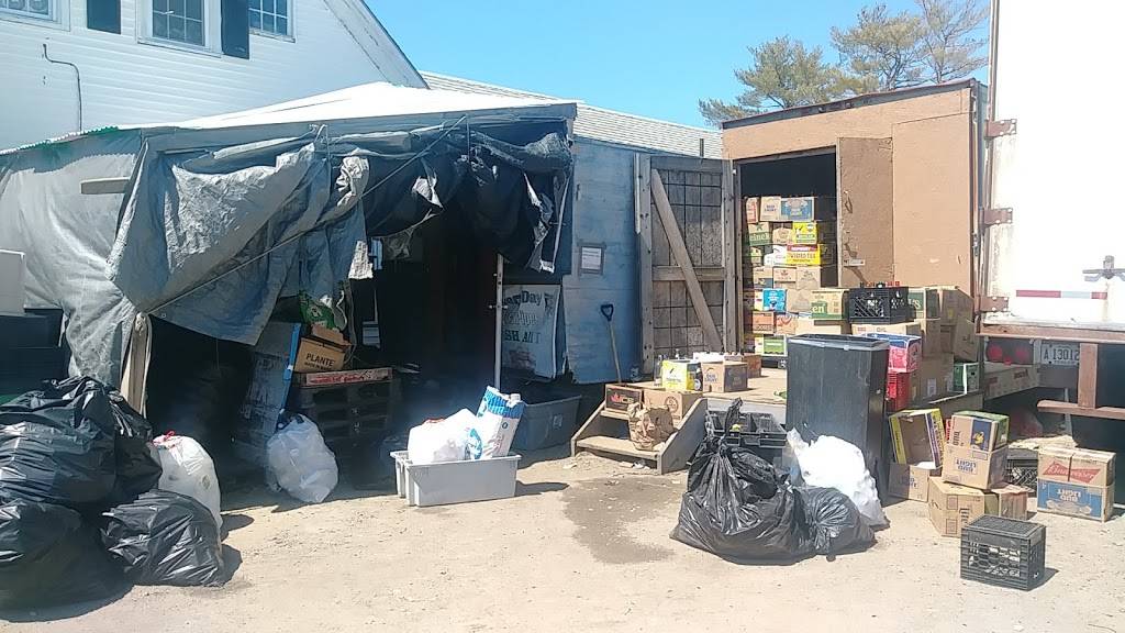 Townline Video Plus | meal takeaway | 3163 Atlantic Hwy, Warren, ME 04864, USA | 2072732455 OR +1 207-273-2455