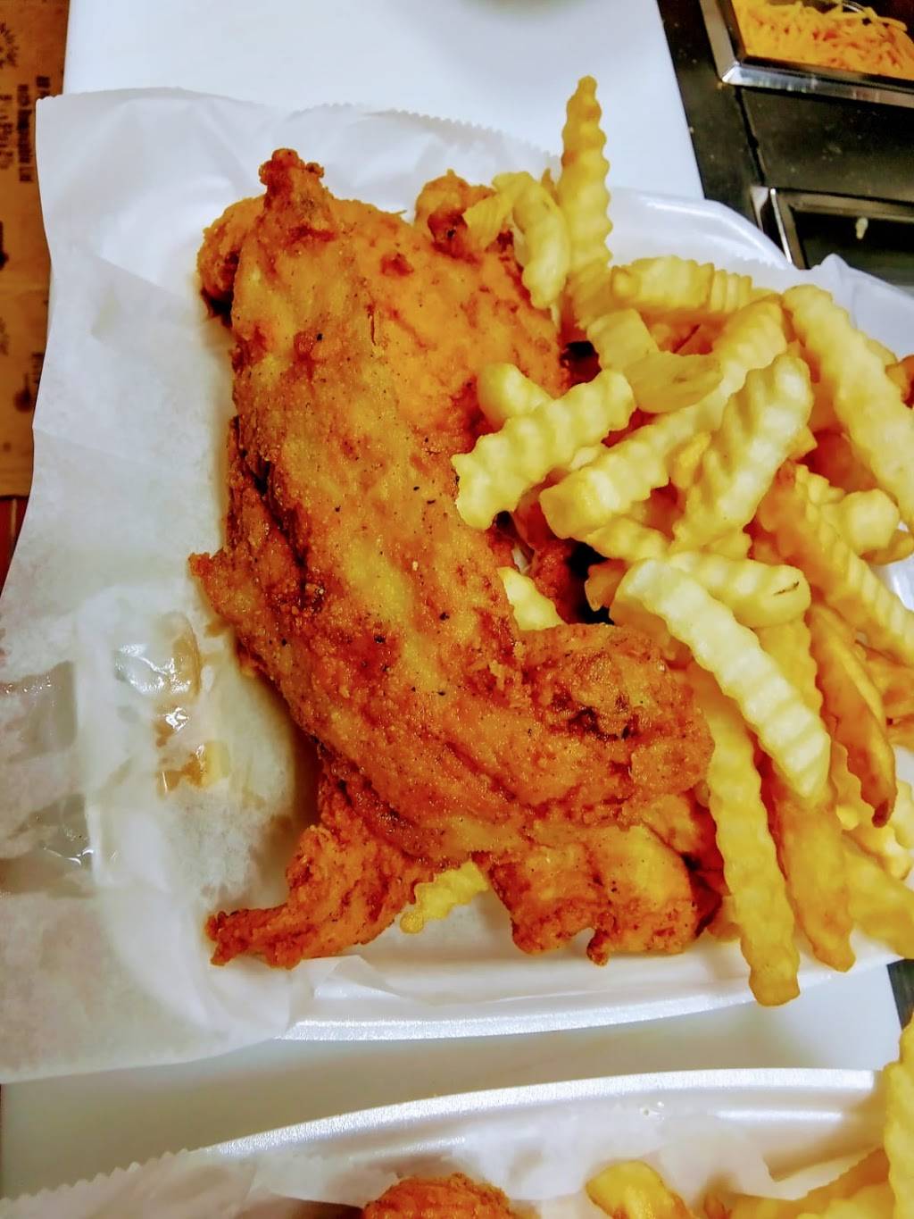 Americas Best Wings | restaurant | 3500 Main St, Buffalo, NY 14226, USA | 7162755555 OR +1 716-275-5555