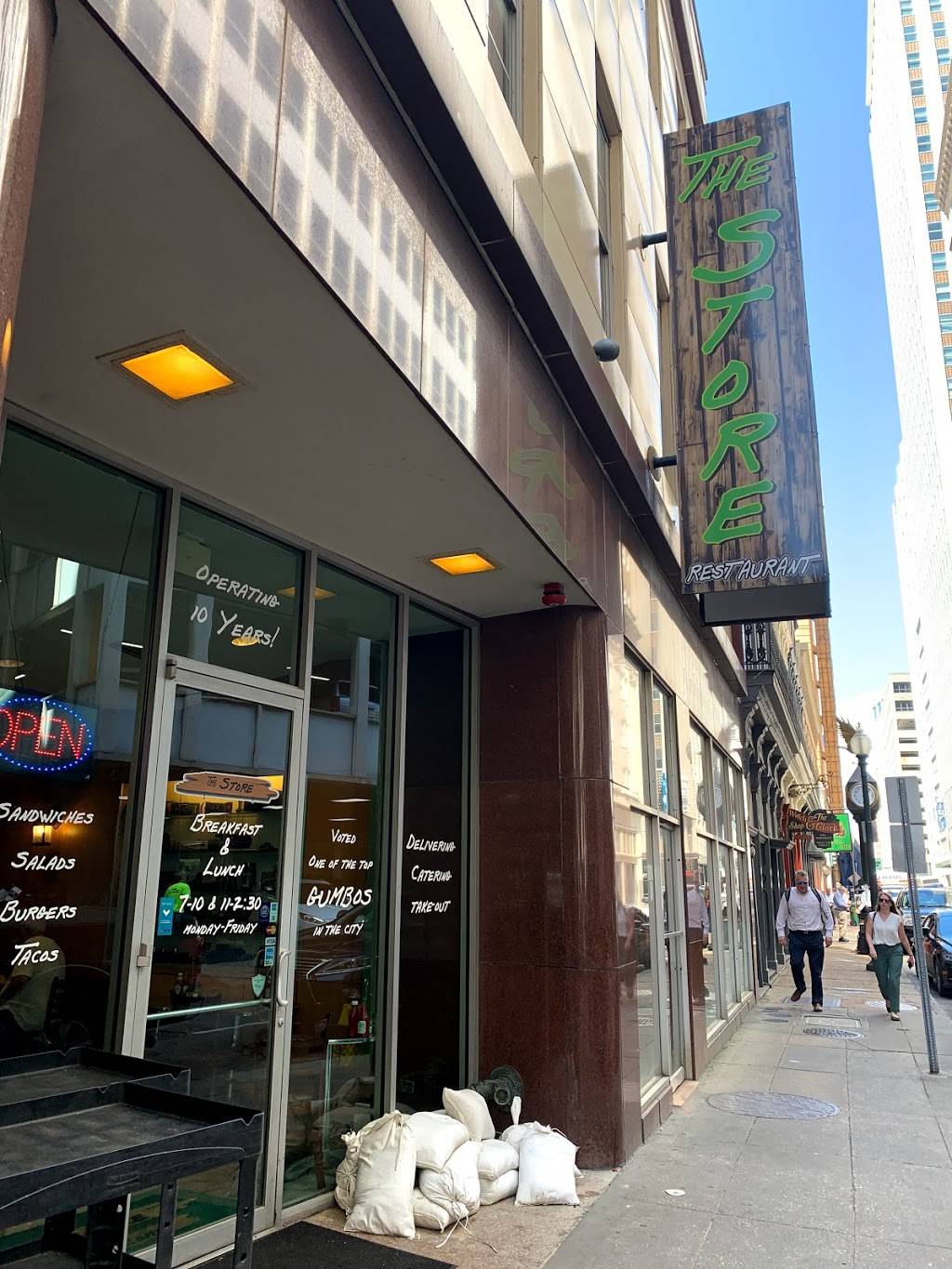 The Store | restaurant | 814 Gravier St, New Orleans, LA 70112, USA | 5043222446 OR +1 504-322-2446