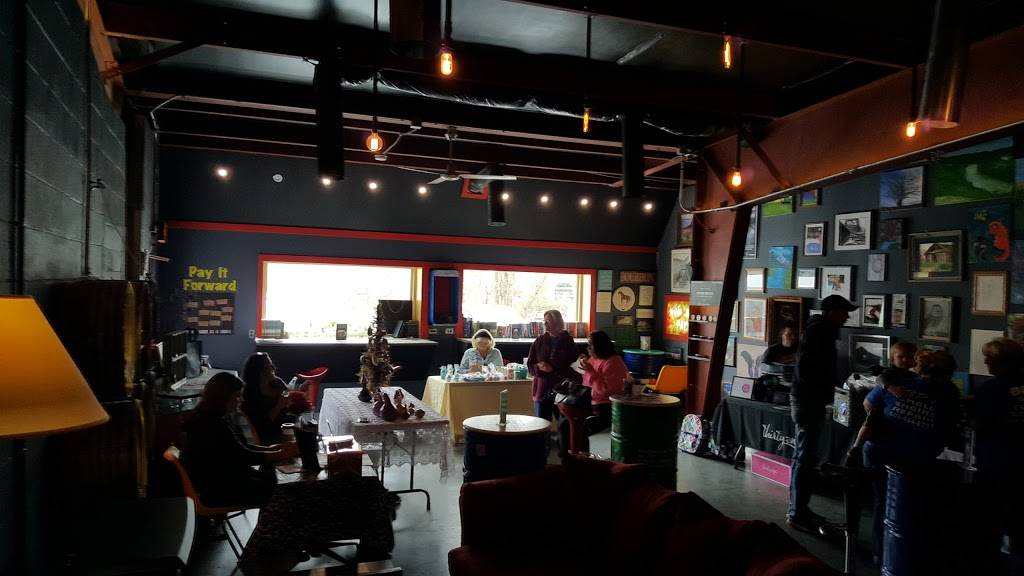 The Art Factory Coffeehouse & Bistro | restaurant | 290 W Main St, Beattyville, KY 41311, USA | 6062808341 OR +1 606-280-8341