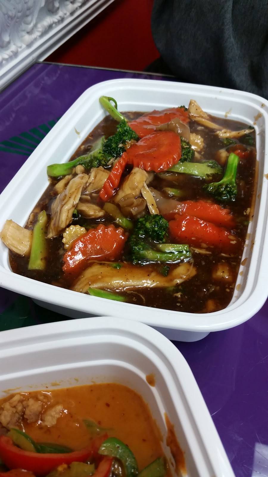 Jees Top5 Thai Food | restaurant | 3391 Fort St, Wyandotte, MI 48192, USA | 7342852333 OR +1 734-285-2333