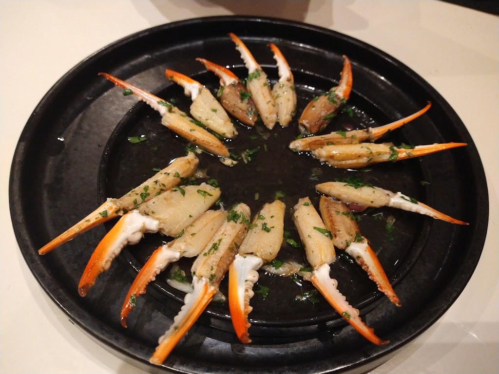 The Pearl Shreveport | restaurant | 6871 Fern Ave, Shreveport, LA 71105, USA | 3186707920 OR +1 318-670-7920