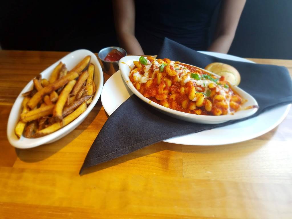 Hy-Vee Market Grille | restaurant | 405 E Nifong Blvd, Columbia, MO 65201, USA | 5734426349 OR +1 573-442-6349