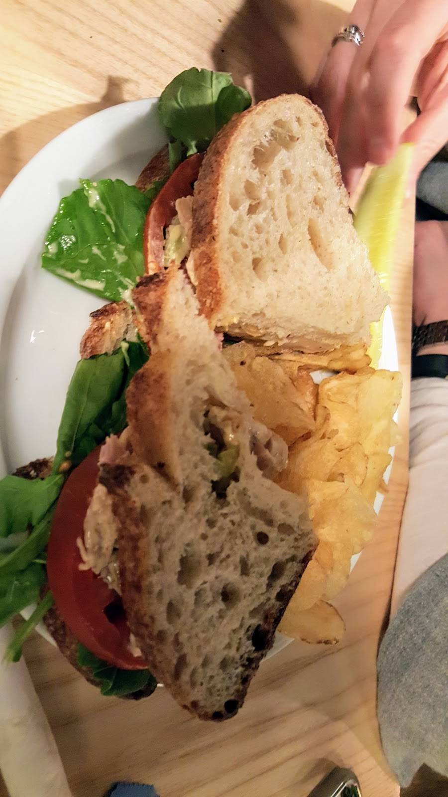 Ash & Elm Cider Company | restaurant | 2104 E Washington St, Indianapolis, IN 46201, USA | 3176003164 OR +1 317-600-3164