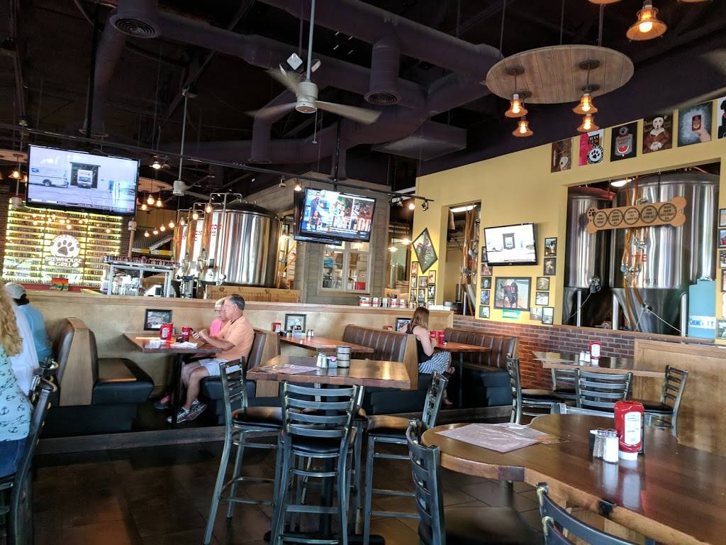 Uncle Bear’s Grill & Tap | restaurant | 4921 E Ray Rd #103, Phoenix, AZ 85044, USA | 4809612374 OR +1 480-961-2374