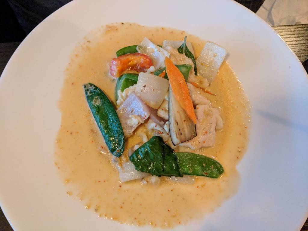 Aji Asian Bistro | restaurant | 1011 Harbor View Rd, Charleston, SC 29412, USA | 8433001500 OR +1 843-300-1500