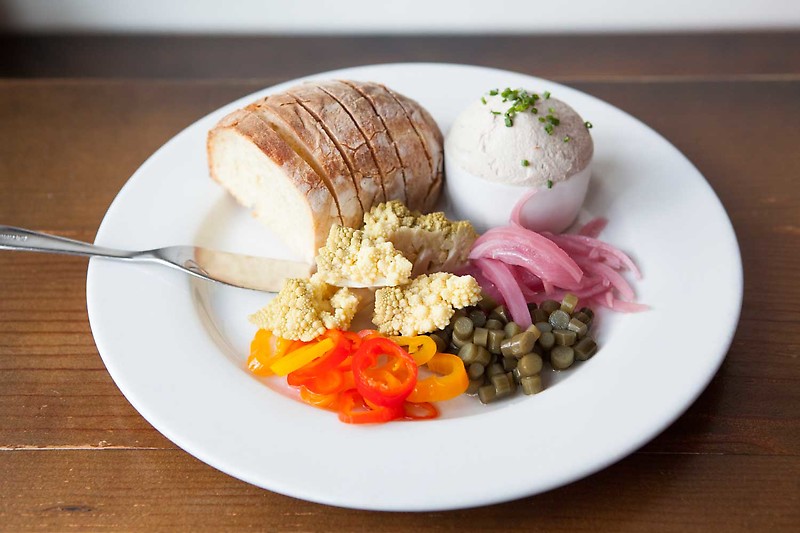 Radar Restaurant | restaurant | 3951 N Mississippi Ave, Portland, OR 97227, USA | 5038416948 OR +1 503-841-6948