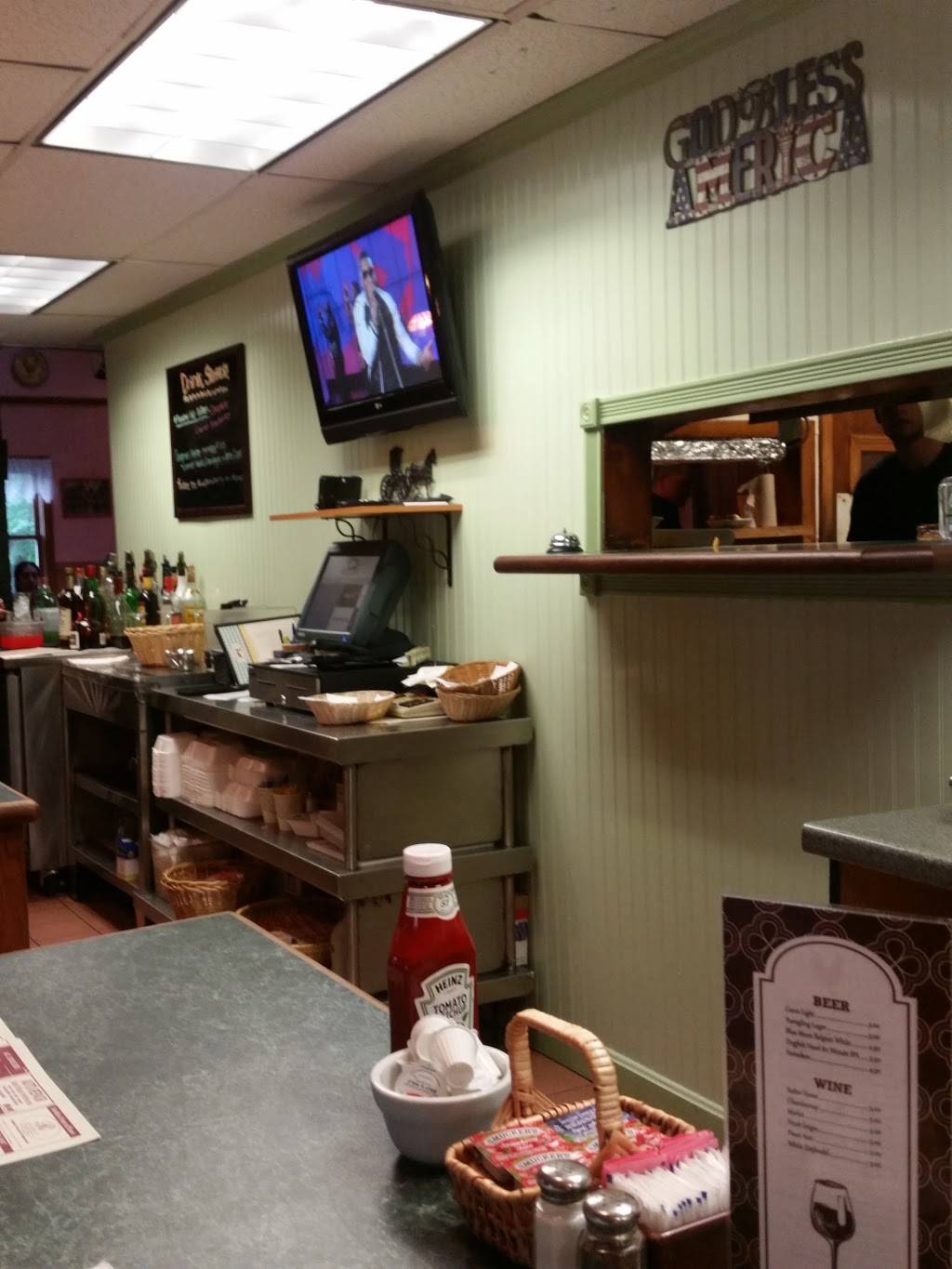 Kountry Kitchen | restaurant | 10 Smith Ave, Greenville, RI 02828, USA | 4019490840 OR +1 401-949-0840