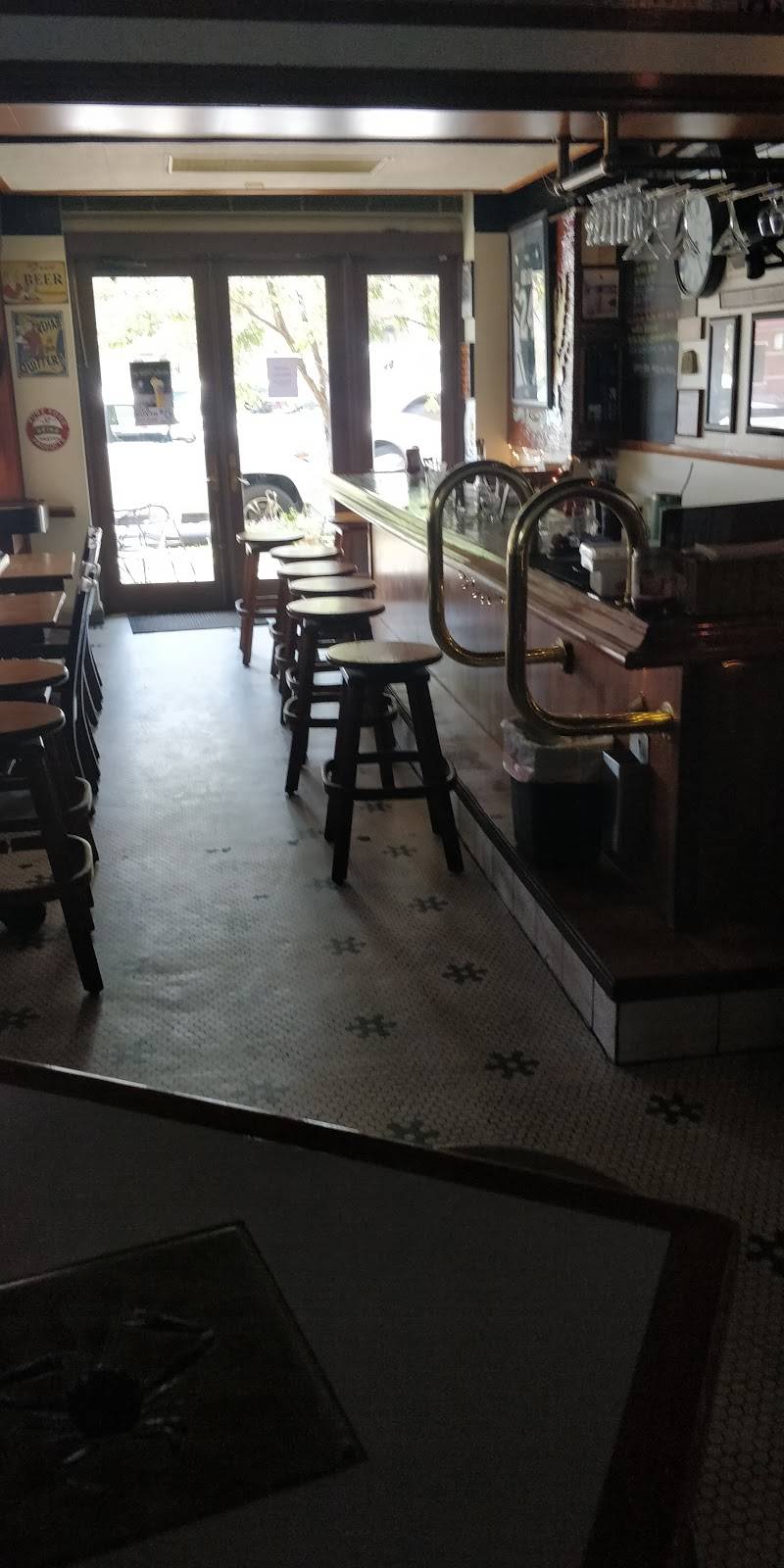 Silkys Pub | restaurant | 5135 Liberty Ave, Pittsburgh, PA 15224, USA | 4126836141 OR +1 412-683-6141