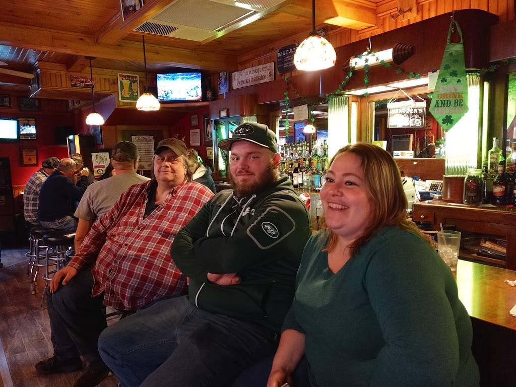 Huff Brau | restaurant | 4 W Main St, Earlville, NY 13332, USA | 3156913300 OR +1 315-691-3300