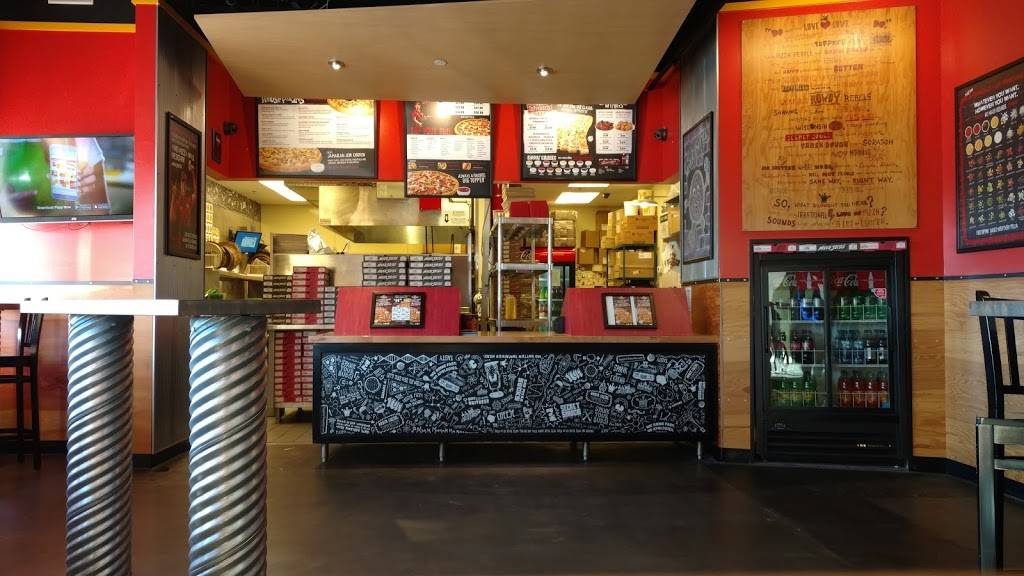 Toppers Pizza | meal delivery | 1616 N Clairemont Ave, Eau Claire, WI 54703, USA | 7155521111 OR +1 715-552-1111