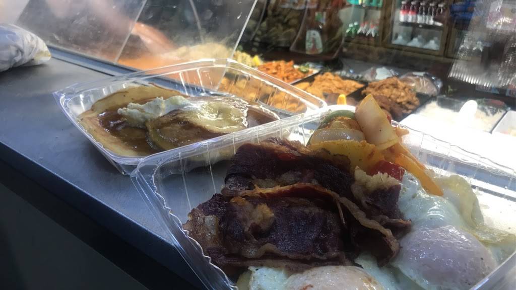 Roksana Gourmet Deli | restaurant | 6678 Fresh Pond Rd, Ridgewood, NY 11385, USA | 3472940077 OR +1 347-294-0077