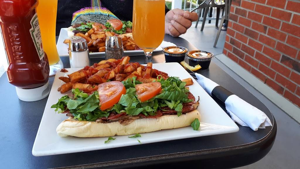 Café Saint Paul | restaurant | 345 Boulevard Taschereau, La Prairie, QC J5R 1T4, Canada | 4509074667 OR +1 450-907-4667