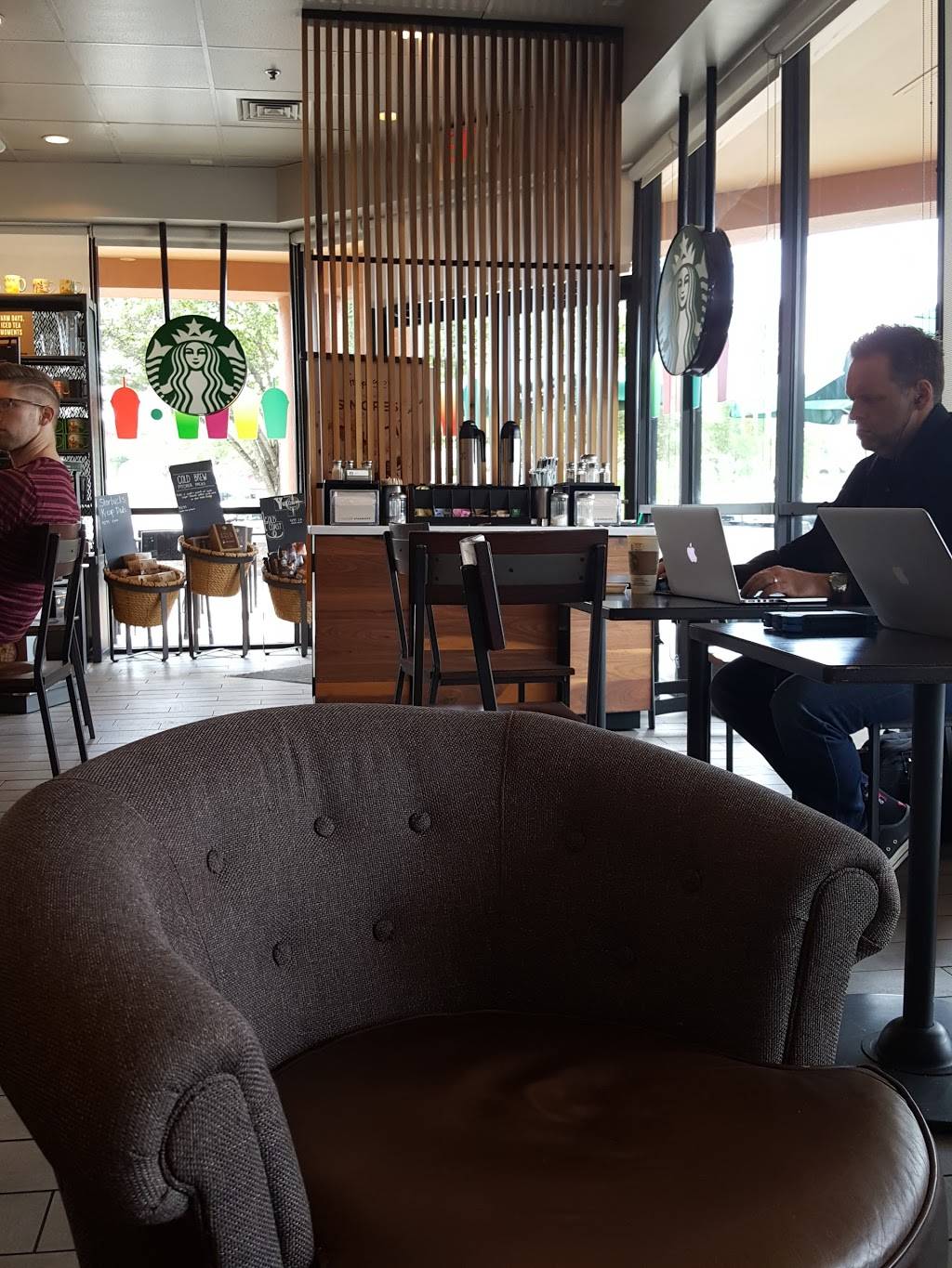 Starbucks | cafe | 5533 Edmondson Pike, Nashville, TN 37211, USA | 6157811000 OR +1 615-781-1000