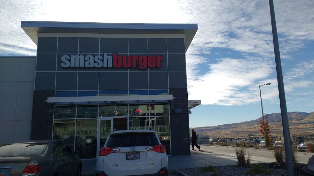 Smashburger | restaurant | 3700 North Thanksgiving Way Ste #C, Lehi, UT 84043, USA | 3853453717 OR +1 385-345-3717