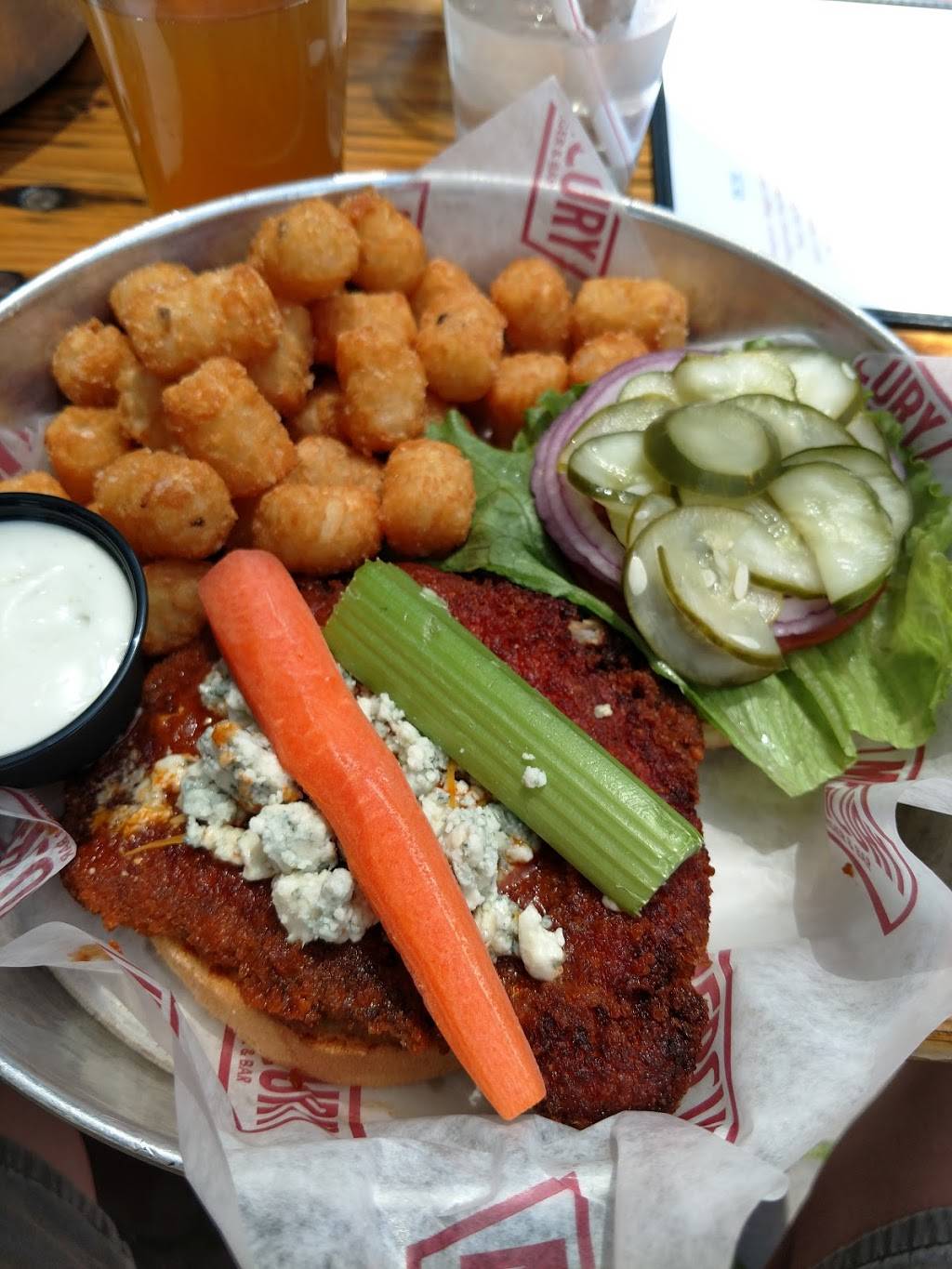 Mercury Burger & Bar | restaurant | 2163 Michigan Ave, Detroit, MI 48216, USA | 3139645000 OR +1 313-964-5000