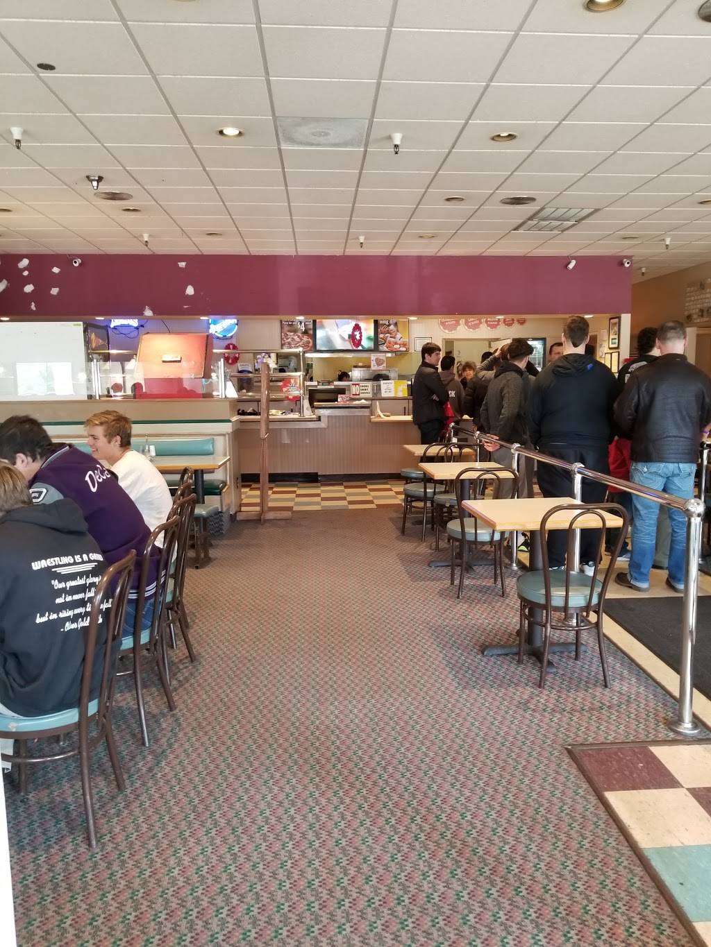 Round Table Pizza | meal delivery | 1744 Decoto Rd, Union City, CA 94587, USA | 5104893131 OR +1 510-489-3131