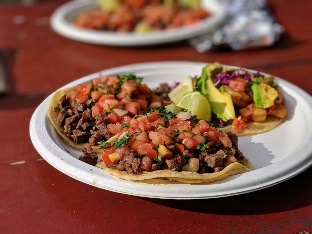 El Camion - NORTH | restaurant | 11728 Aurora Ave N, Seattle, WA 98133, USA | 2063672777 OR +1 206-367-2777